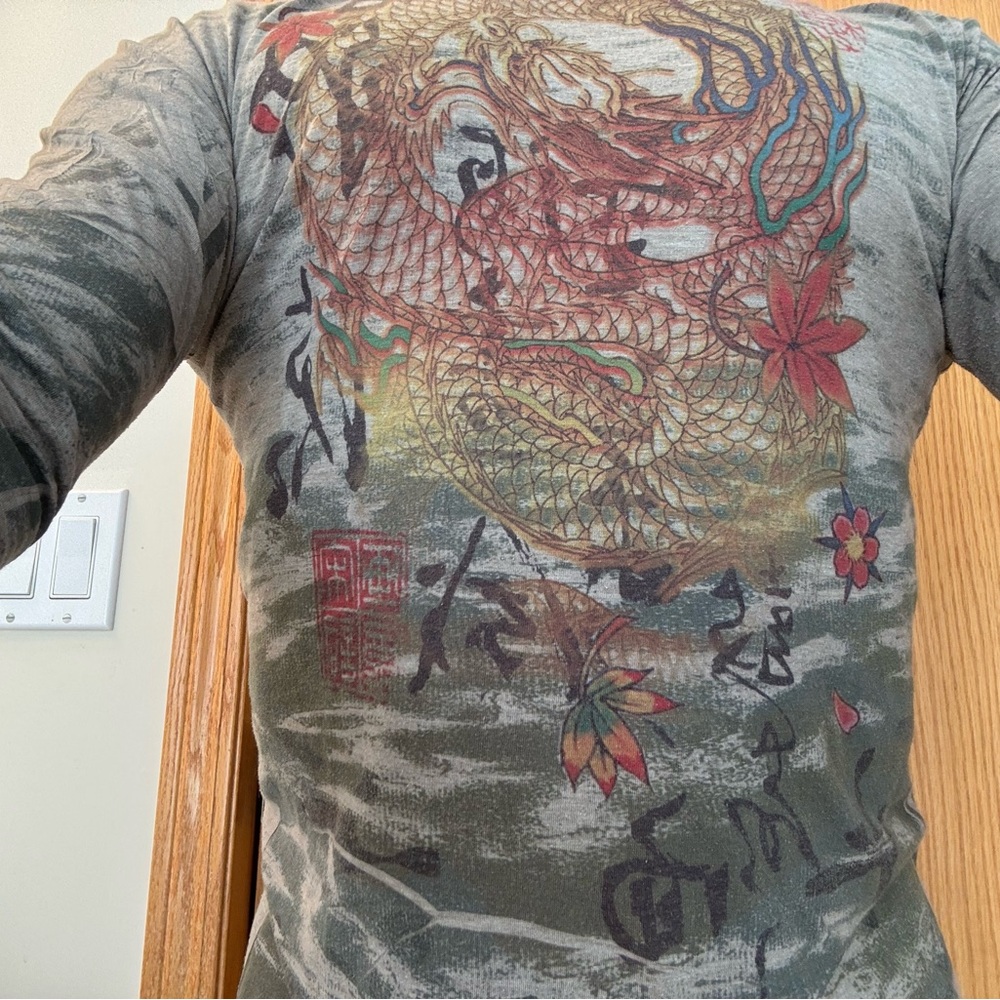 NEXT LEVEL APPAREL- Unisex Tight Fit Shirt - Small